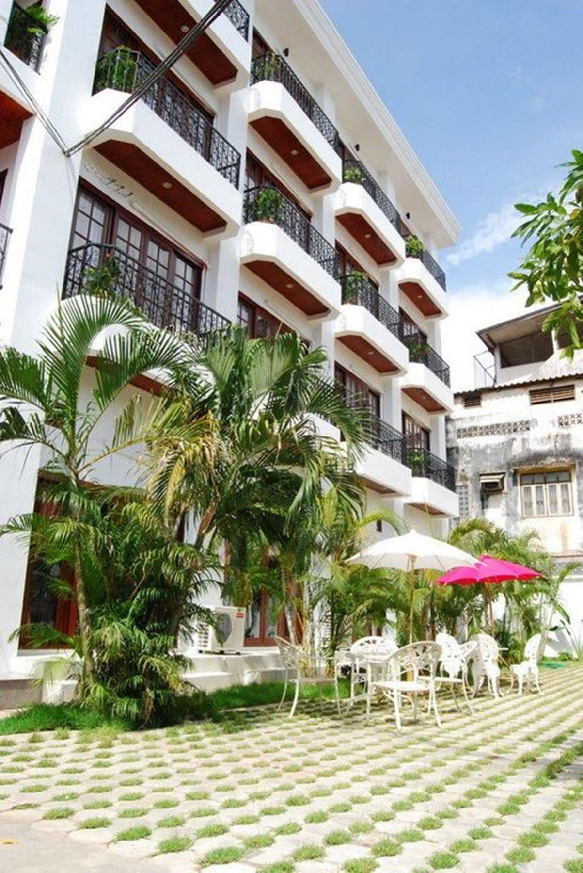 Vayakorn Inn Вьентьян Экстерьер фото