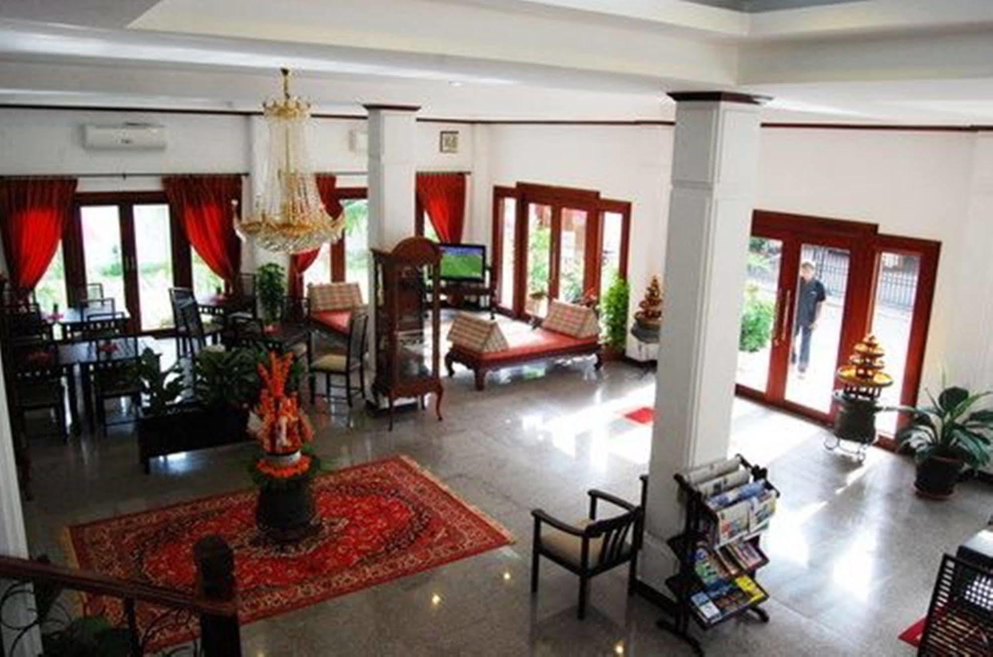 Vayakorn Inn Вьентьян Экстерьер фото